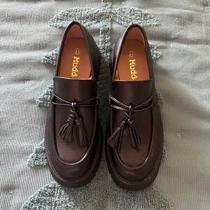 NWOT Mudd black loafers